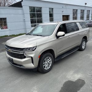 CHEVROLET SUBURBAN LT - 1