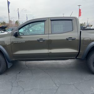 CHEVROLET COLORADO TRAIL BOSS - 4