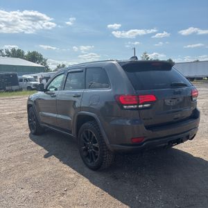 2017 JEEP GRAND CHEROKEE ALTITUDE — фото 5