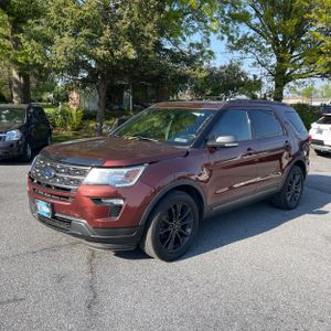 FORD EXPLORER XLT - 1