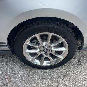 2011 FORD MUSTANG V6 PREMIUM 照片 18