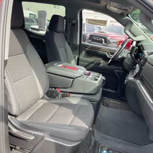 2024 Chevrolet SILVERADO 1500 RST 照片 33