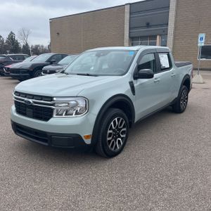 FORD MAVERICK LARIAT - 1