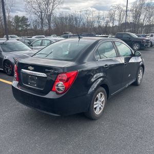 CHEVROLET SONIC LT AUTO - 8