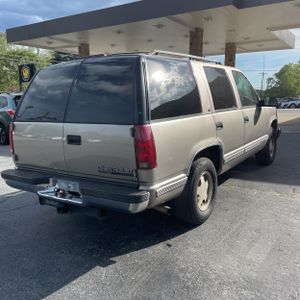 CHEVROLET TAHOE LS - 8