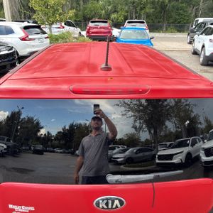 2015 KIA SOUL + 照片 12