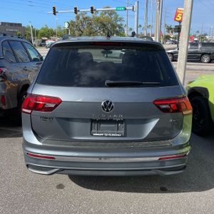 VOLKSWAGEN TIGUAN S 4MOTION - 5