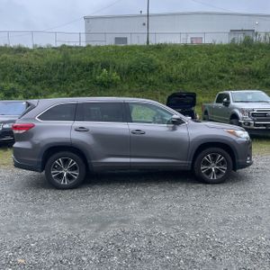 2018 Toyota HIGHLANDER LE 照片 10