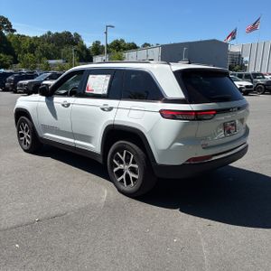 JEEP GRAND CHEROKEE - 5