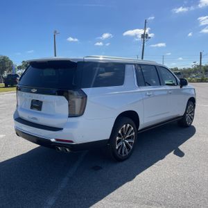 CHEVROLET SUBURBAN HIGH COUNTRY - 8