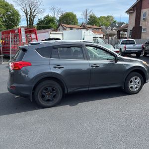 TOYOTA RAV4 - 10