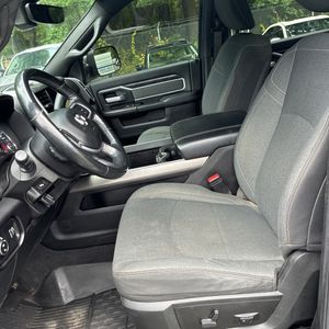 2021 RAM 3500 BIG HORN — миниатюра 30