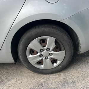 2015 KIA FORTE LX — миниатюра 18