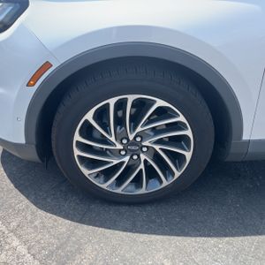 2019 Lincoln NAUTILUS RESERVE 照片 16