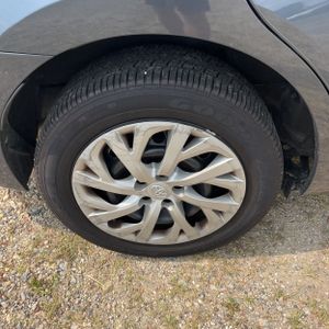 صورة مصغرة 19 لـ 2017 Toyota COROLLA LE