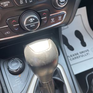2015 JEEP CHEROKEE LIMITED — миниатюра 64