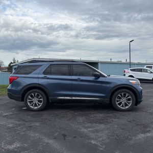 FORD EXPLORER XLT - 10