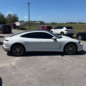 PORSCHE TAYCAN BASE - 10