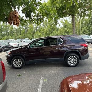 صورة 3 لـ 2020 Chevrolet TRAVERSE LT CLOTH