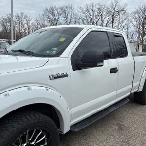 FORD F-150 XLT - 2