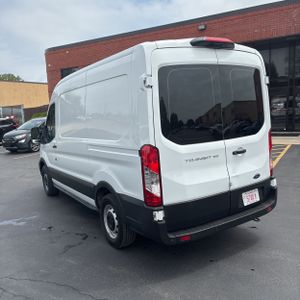 FORD TRANSIT 150 - 5