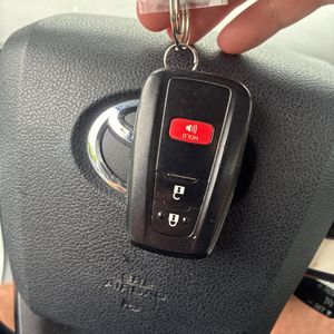 صورة مصغرة 49 لـ 2016 Toyota PRIUS TWO