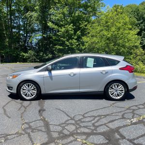 FORD FOCUS TITANIUM - 3