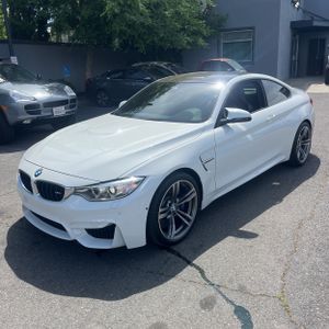 BMW M4 BASE - 1
