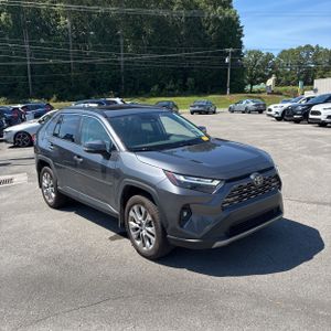 2023 Toyota RAV4 LIMITED — фото 12