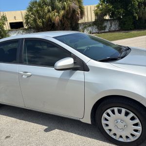 صورة مصغرة 13 لـ 2019 Toyota COROLLA LE
