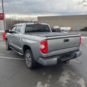 TOYOTA TUNDRA - 5