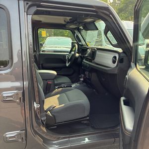 2025 JEEP WRANGLER SAHARA 缩略图 33