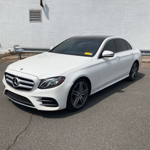 MERCEDES-BENZ E-CLASS - 1