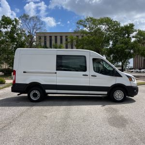 FORD TRANSIT 250 - 10