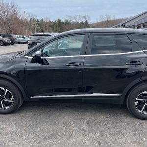 KIA SPORTAGE HYBRID LX - 4