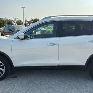 صورة 4 لـ 2014 Nissan ROGUE SL