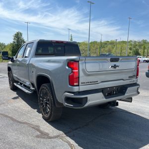 CHEVROLET SILVERADO 2500HD HIGH COUNTRY - 5