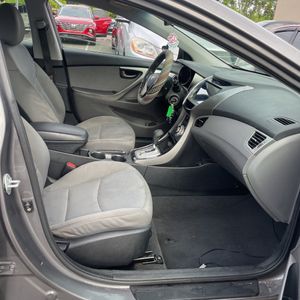 2011 Hyundai ELANTRA GLS 缩略图 32