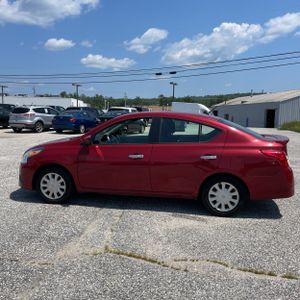 2015 Nissan VERSA S — фото 3