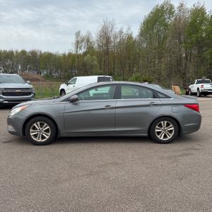 HYUNDAI SONATA - 3