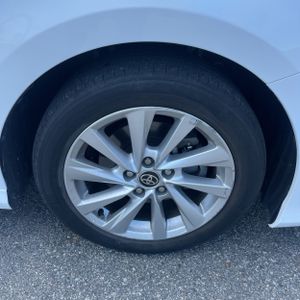 2021 Toyota CAMRY LE thumbnail 20