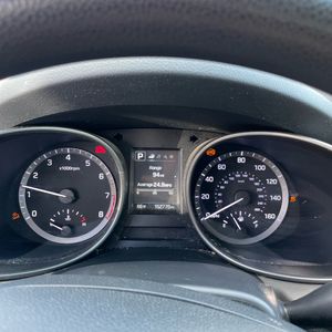 صورة 39 لـ 2017 Hyundai SANTA FE SE