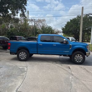 FORD F-250 SUPER DUTY LARIAT - 10