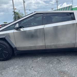 TESLA CYBERTRUCK CYBERBEAST - 4