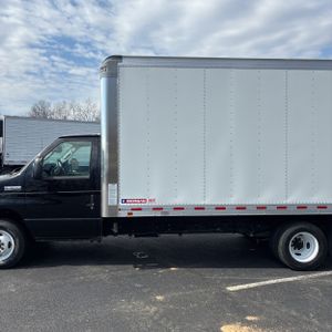 FORD E-350 - 4