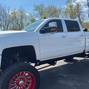 CHEVROLET SILVERADO 2500HD HIGH COUNTRY - 2