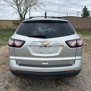 CHEVROLET TRAVERSE LT - 7
