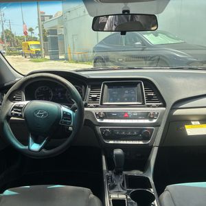 2019 Hyundai SONATA SE — миниатюра 36