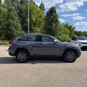 صورة 10 لـ 2021 JEEP GRAND CHEROKEE LIMITED