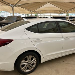 HYUNDAI ELANTRA SEL - 9